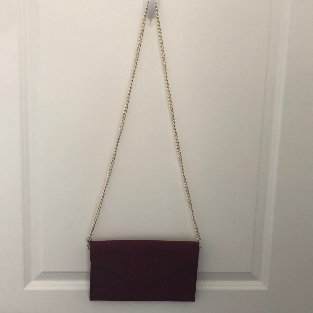 Crossbody w/ Hardware